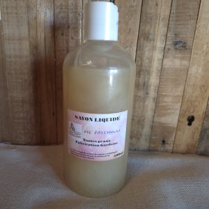 savon liquide parfumé au patchouli