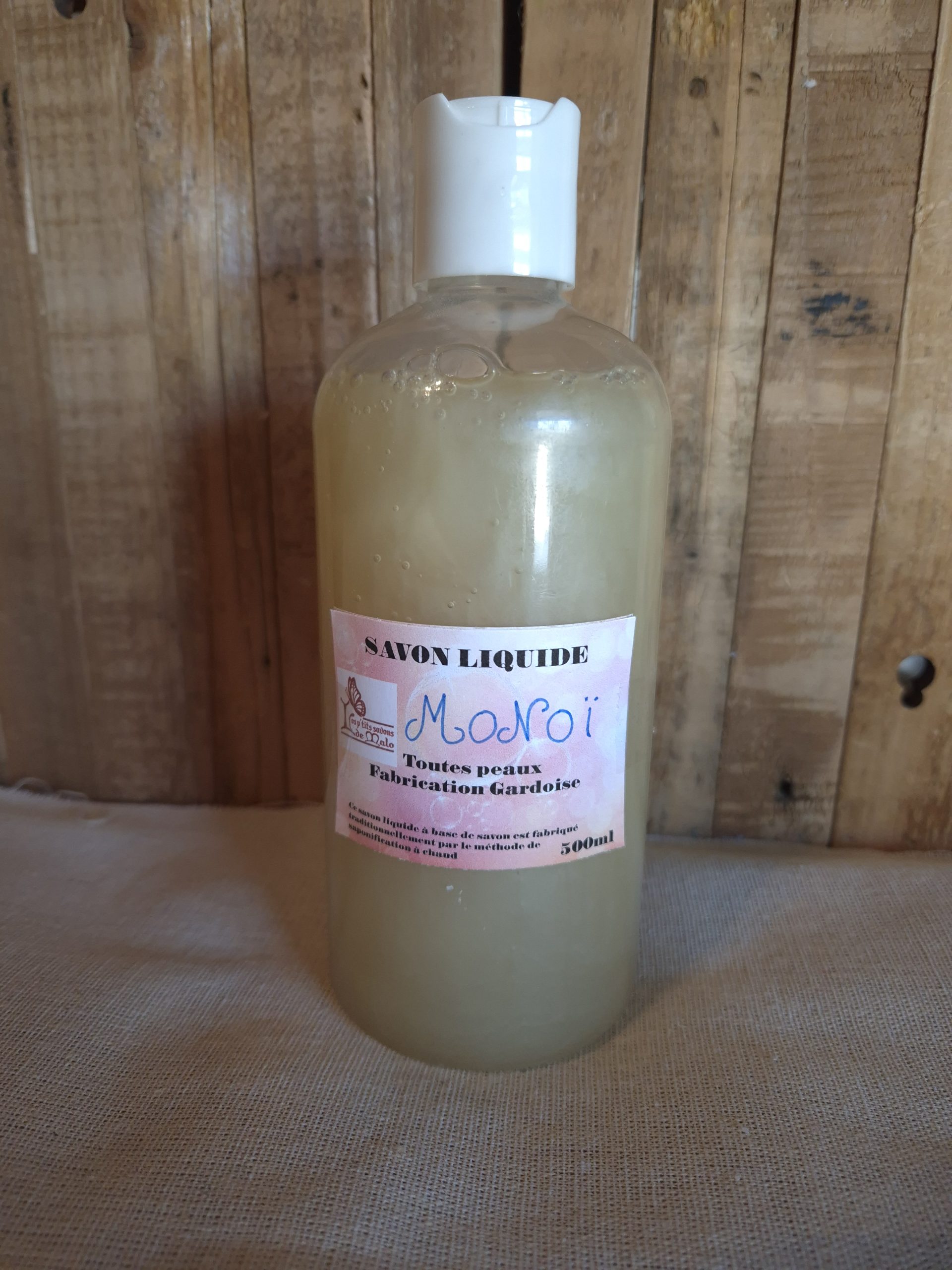 Savon liquide artisanal parfumé au Monoï savon liquide artisanal parfumé au Monoï