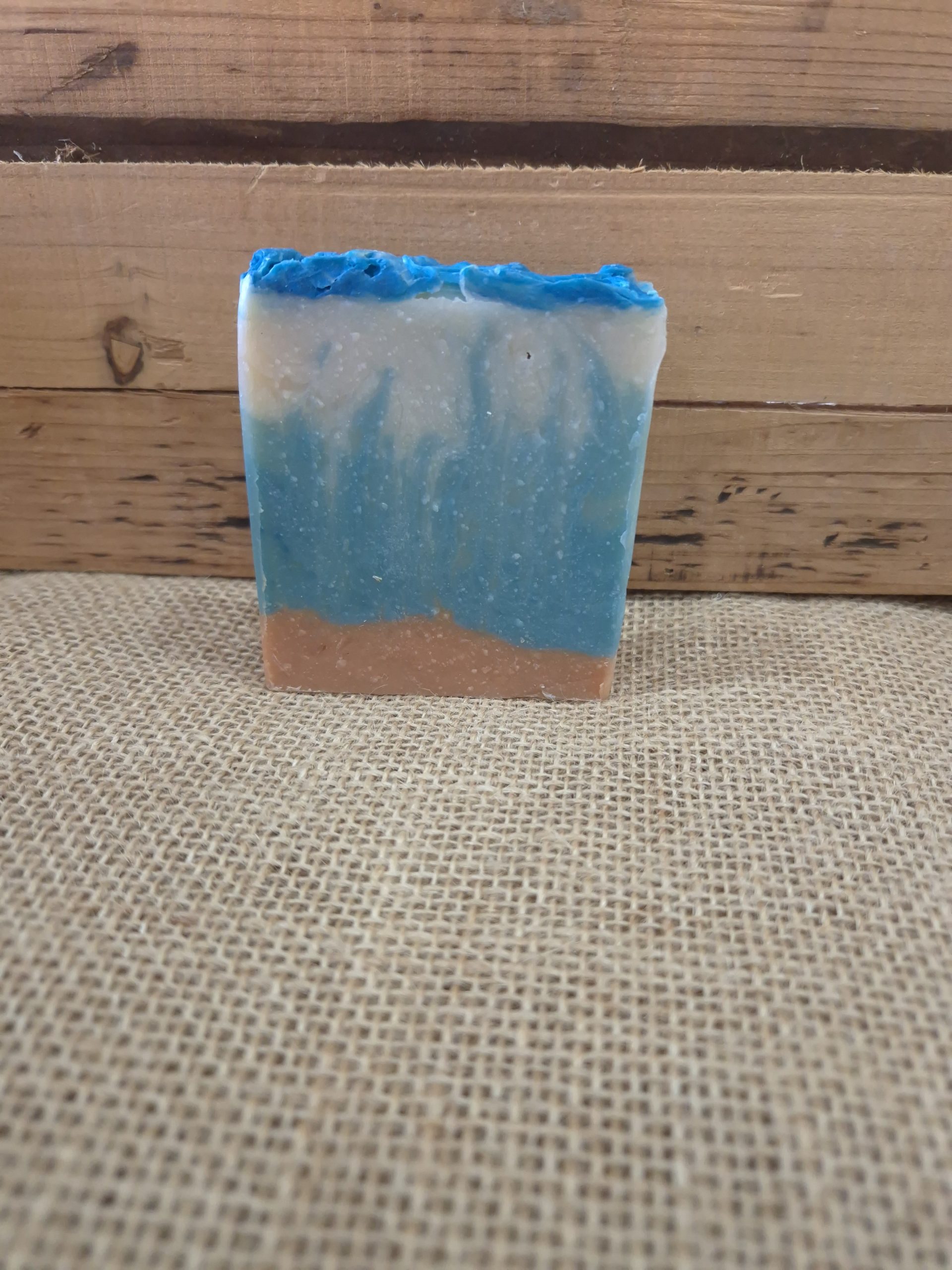 Savon artisanal amande douce au monoï Savon Artisanal amande douce parfum Monoï